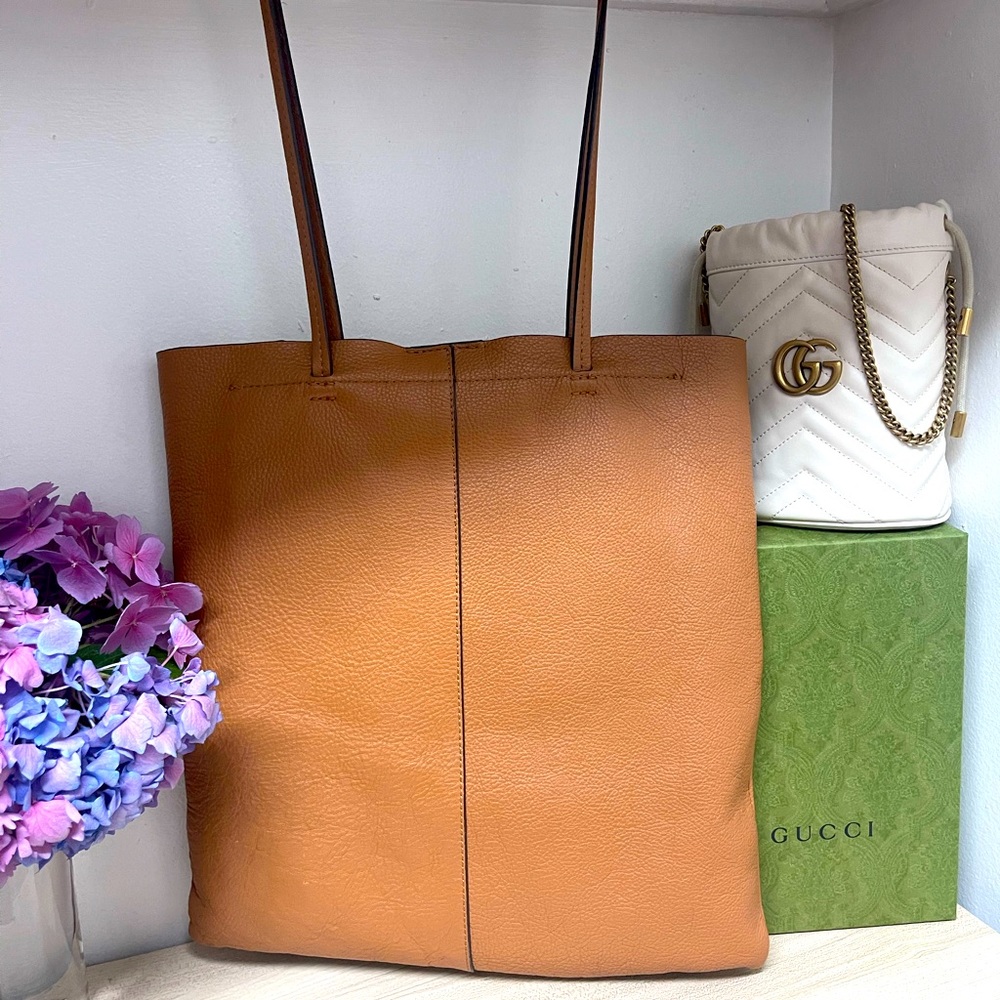 Banana Republic purse - Previously loved